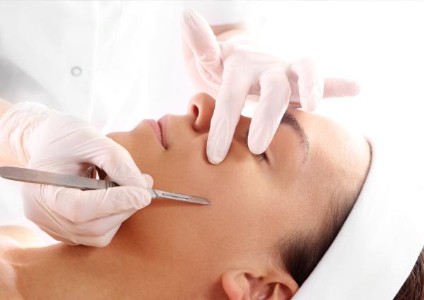 Microneedling The Facts About this Buzzworthy Skin Procedure